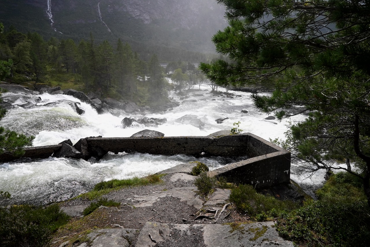 Fossestien - The Waterfall Trail