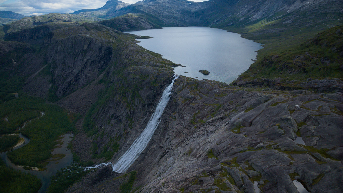 Litlverivassforsen - Hidden Waterfall Hike